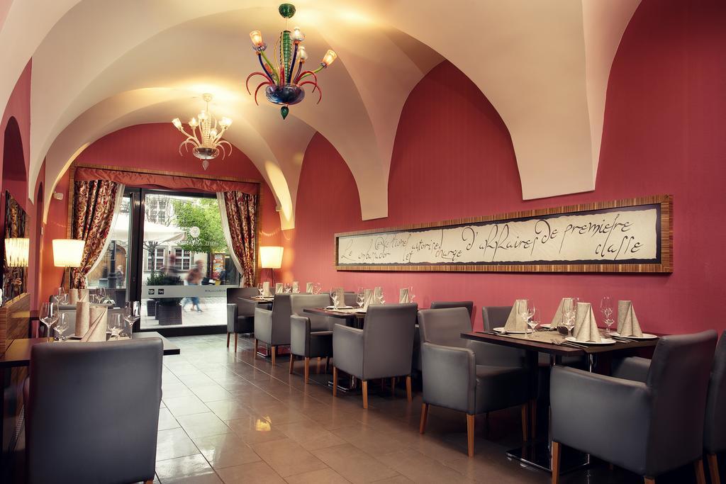 Hotel Ambassador Kosice Bagian luar foto