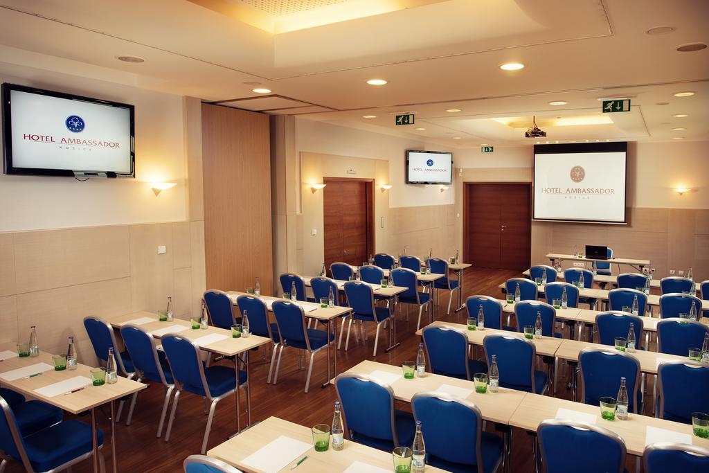 Hotel Ambassador Kosice Bagian luar foto