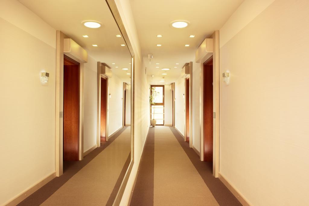 Hotel Ambassador Kosice Bagian luar foto