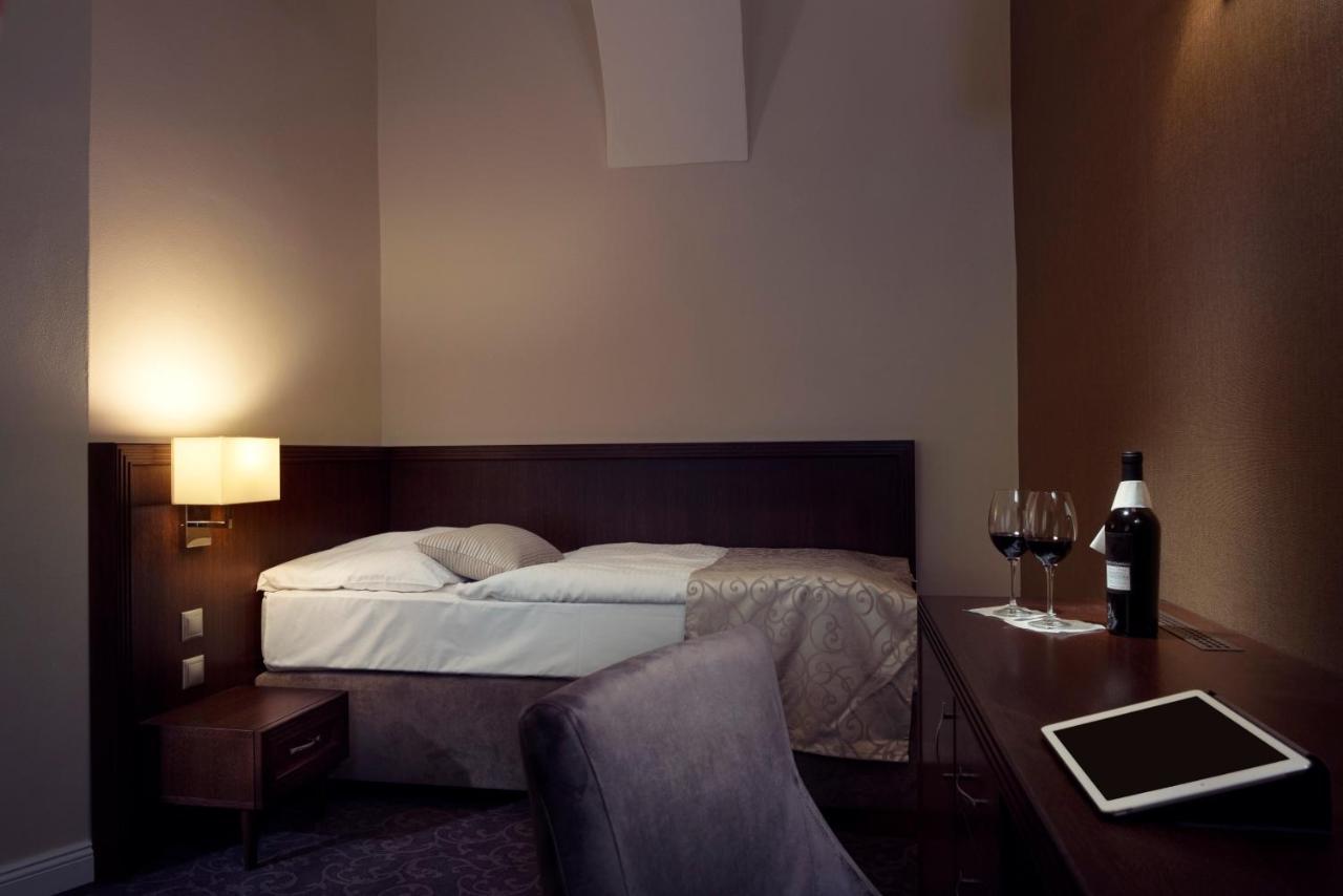 Hotel Ambassador Kosice Bagian luar foto