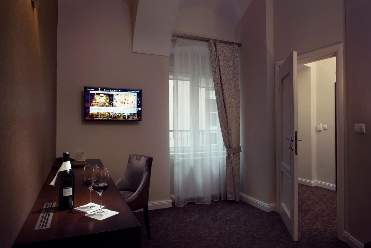 Hotel Ambassador Kosice Bagian luar foto